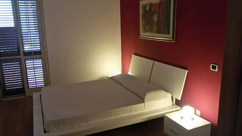 Bed and Breakfast Def House Reggio Calabria 2*,